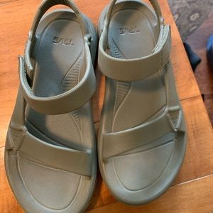 Summer water sandals